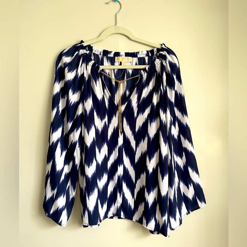 Brand new Michel Kors blouse. Size M